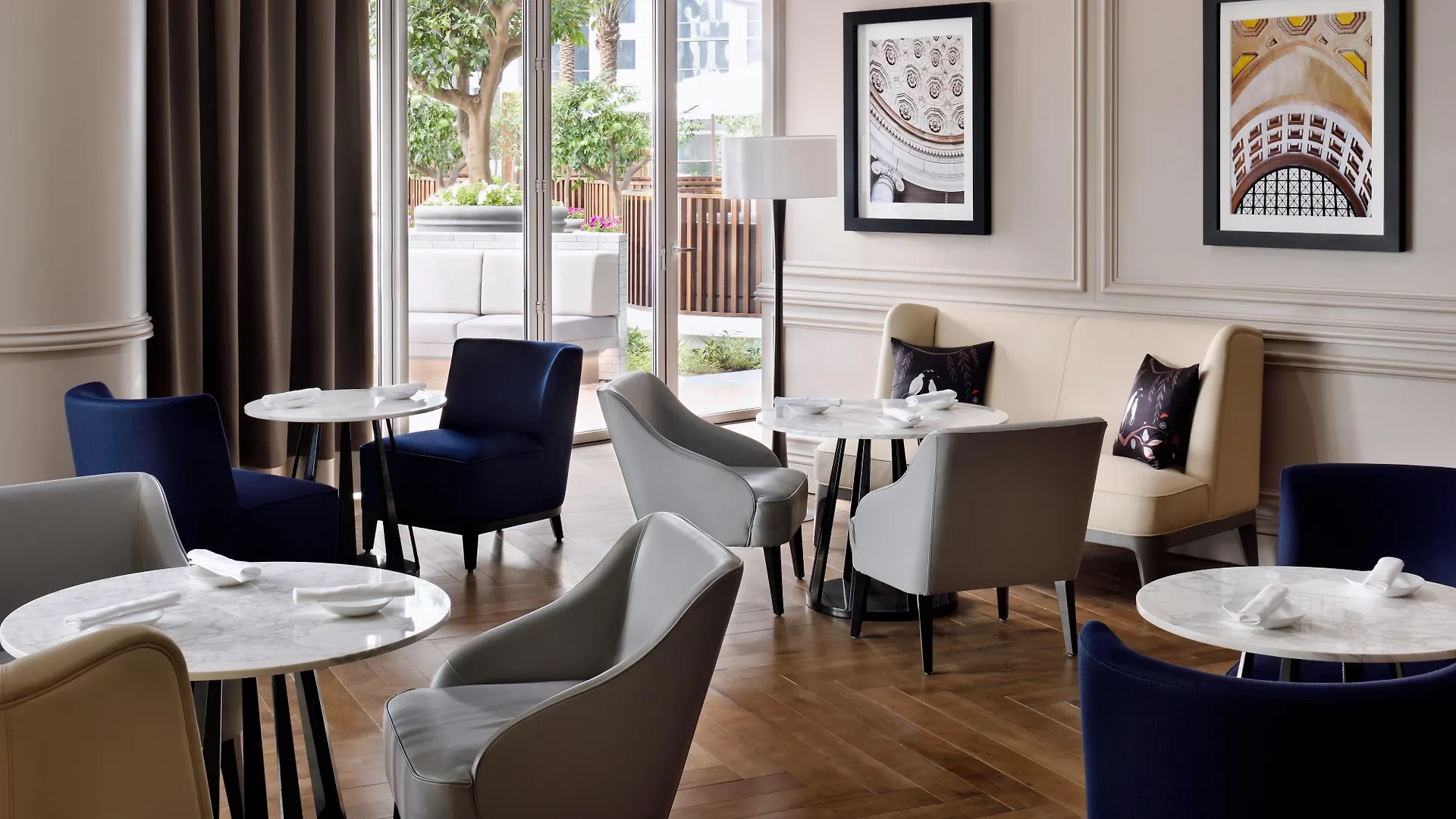 Address Boulevard Dubai Hotell