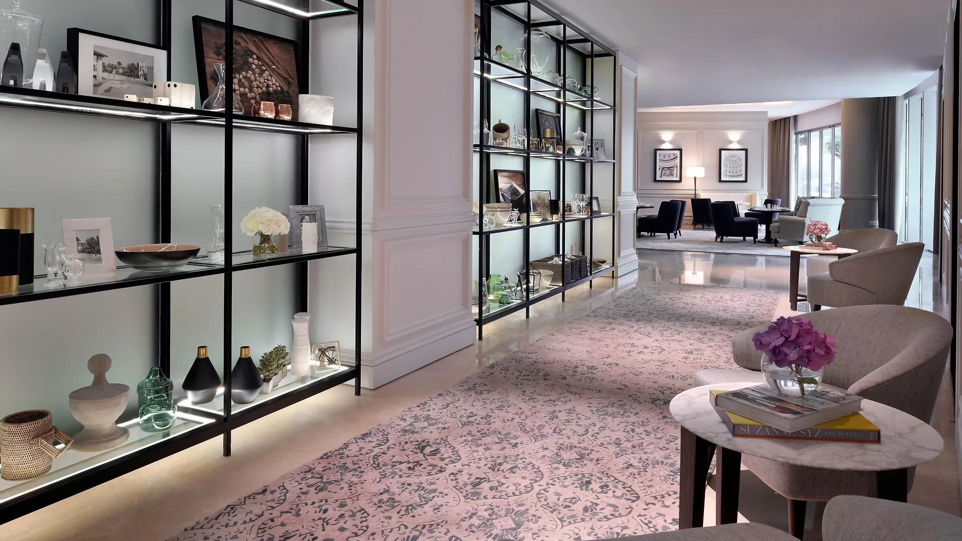 Kempinski The Boulevard Dubai 5*,